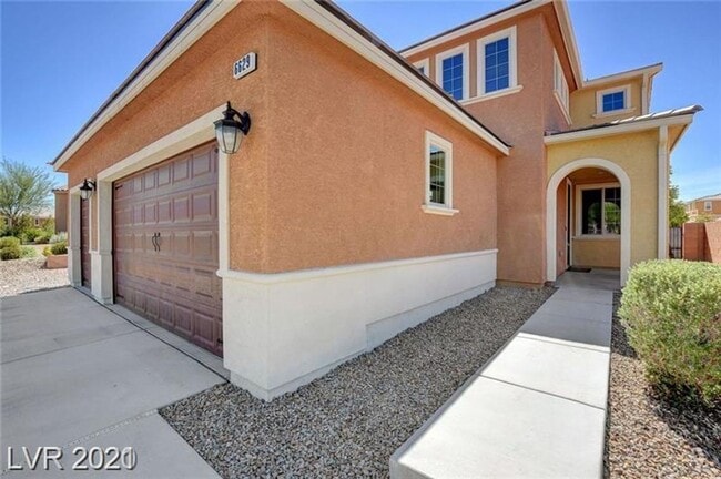 Photo - Gated community - 4 bedrooms - 3 baths