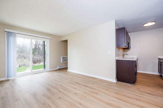 Photo - Royal Villa Apartments
