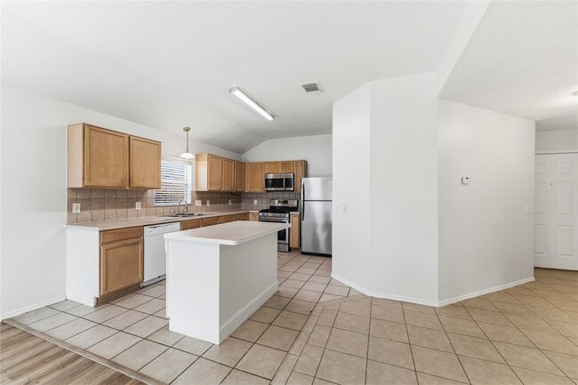 Photo - 21219 Somerset Park Ln