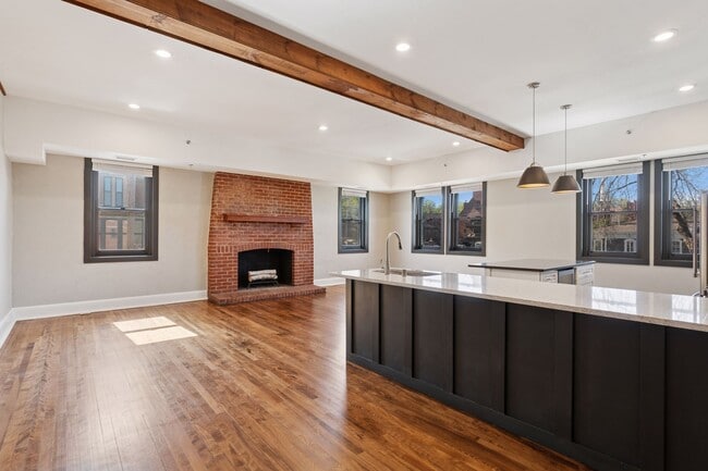 Photo - 107 Chestnut St E Unit 212