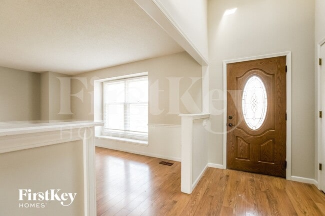 Photo - 1419 S Sheridan Bridge Pl