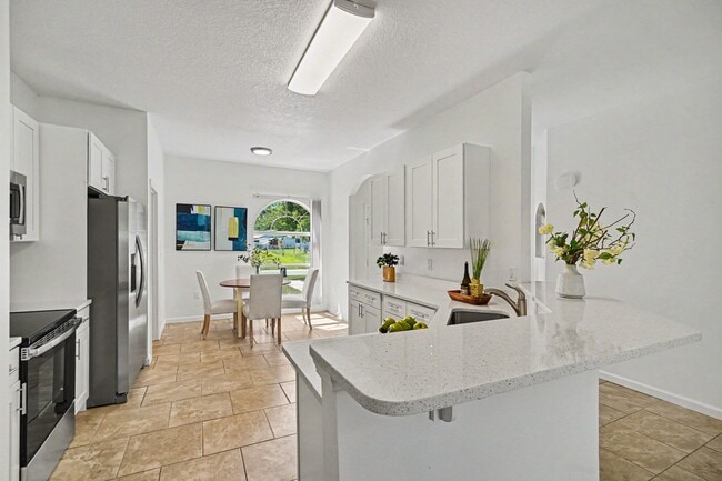 Photo - 191 Turk Rd SW