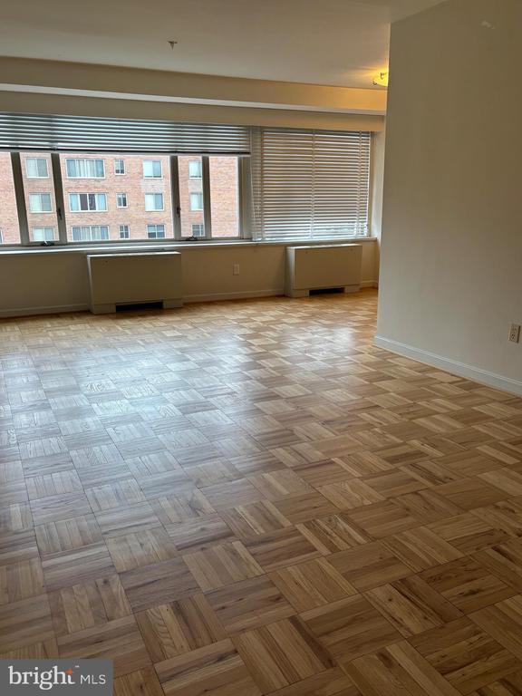 Building Photo - 4301 Massachusetts Ave NW Unit 5009 Rental