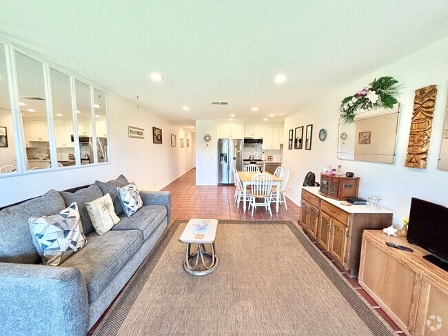 Building Photo - Surfside III / Port Hueneme / 1 bedroom on... Rental
