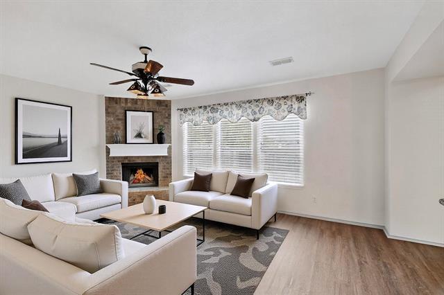 Photo - 415 Hidden Ridge Dr