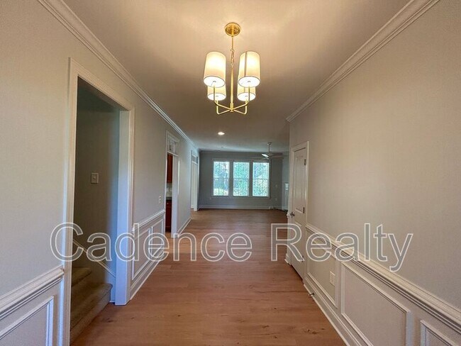 Photo - 814 Lambrook Dr