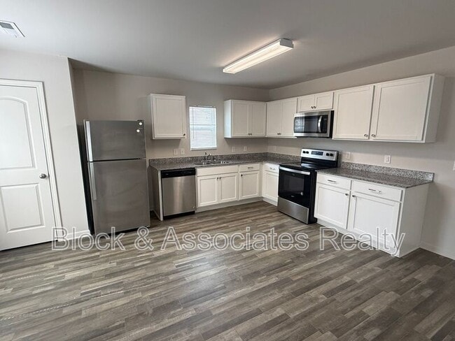 Photo - 1492 Oriole Dr