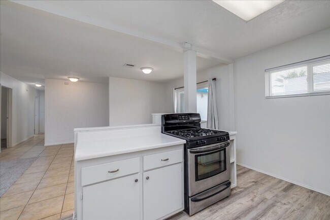 Photo - 3 Bed / 2 Bath Home with Two-Car Garage, Laundry and a Storage Shed/Work Space