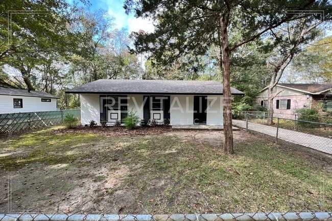 FULLY Remodeled Home in West Mobile!! - FULLY Remodeled Home in West Mobile!!