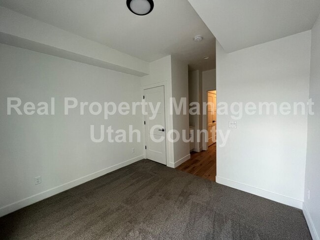 Photo - Big Townhome in American Fork