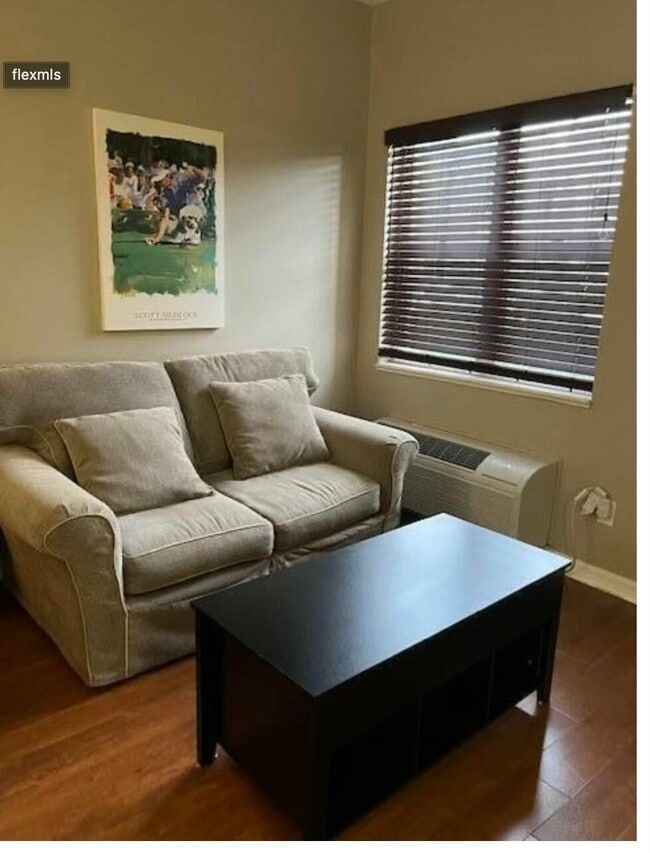 Photo - 9898 Perfect Dr Unidad 19 B