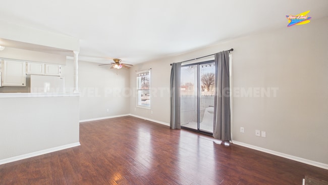 Photo - 1717 S Cypress St Unidad 414