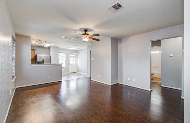 Photo - 19134 Yellow Thrush Dr