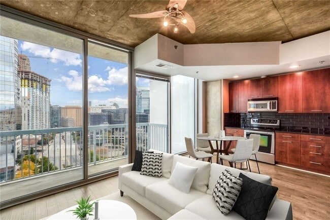 Photo - One bedroom condo located in heart of Buckhead!