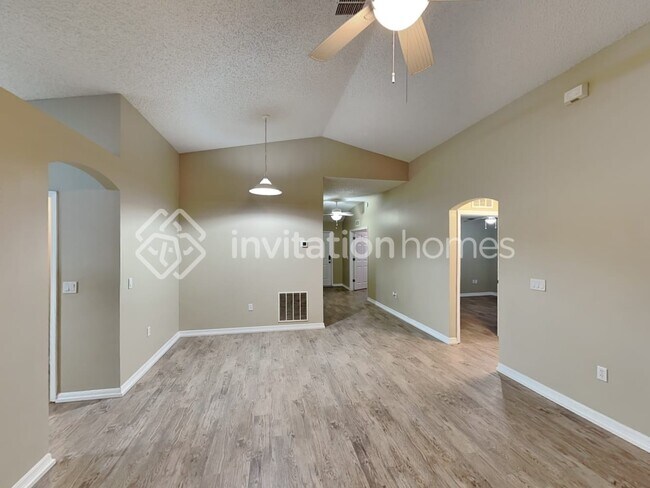 Photo - 2032 Mango Tree Dr