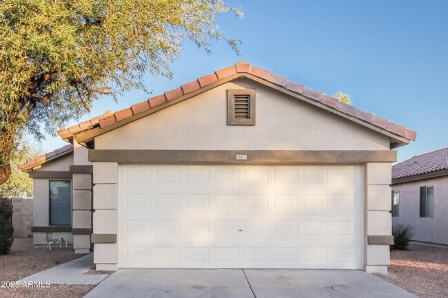Photo - 13817 N 149th Ln House
