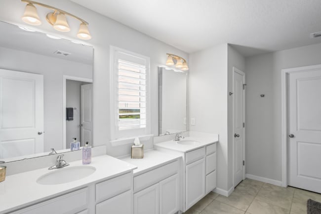 Building Photo - 10507 Daybreak Glen Rental