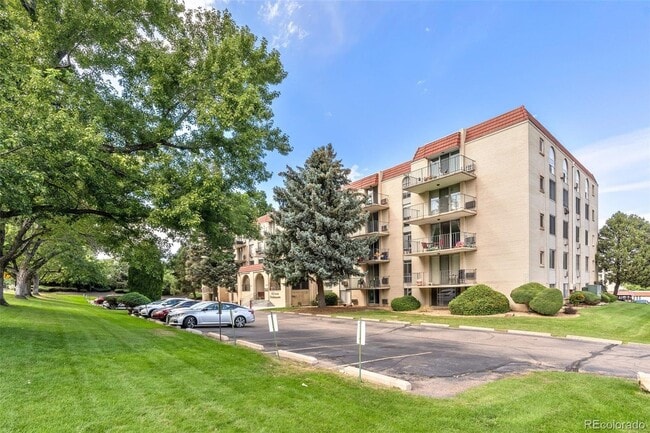 Building Photo - 7801 W 35th Ave Unit 208 Rental