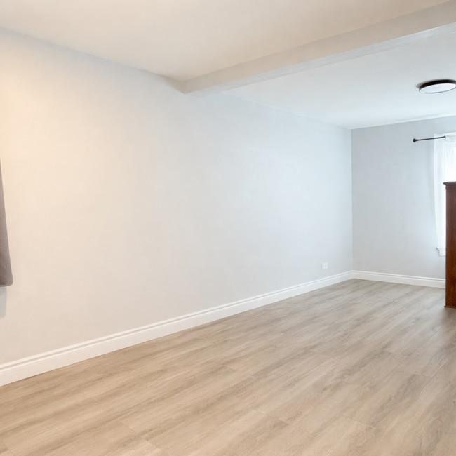 Photo - 1008 Albert Rd