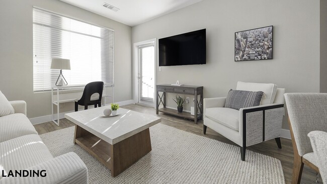 1000 S Broadway Unit 221