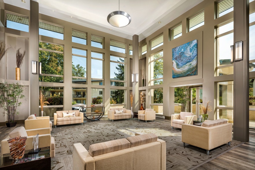 Leasing Lobby