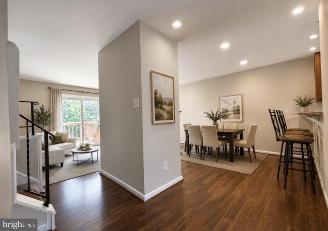 4037 Summer Hollow Ct