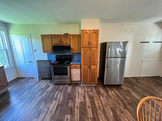 Photo - 986 S East St