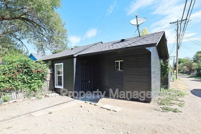Building Photo - 2007 S Jackson St Rental