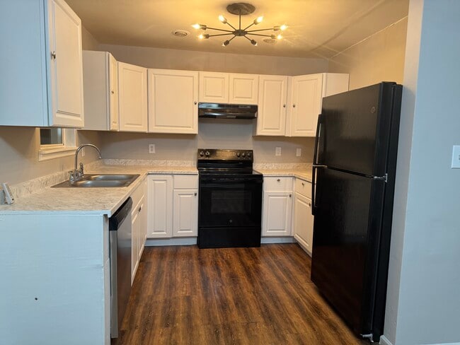 Photo - 114 Celestial St