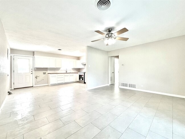Photo - 2614 Denison St Unit 26