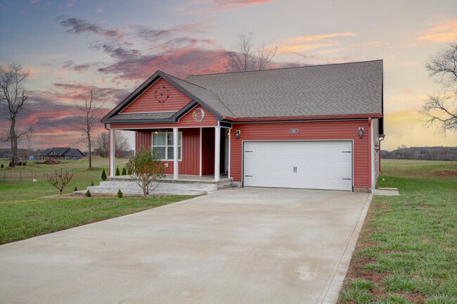 Building Photo - 131 Riverbend Dr