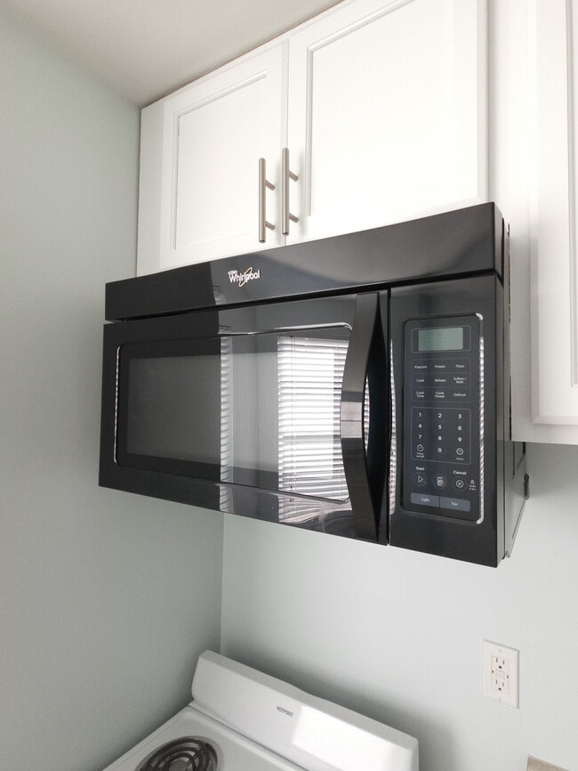 Photo - 949 Post St - Age 55+