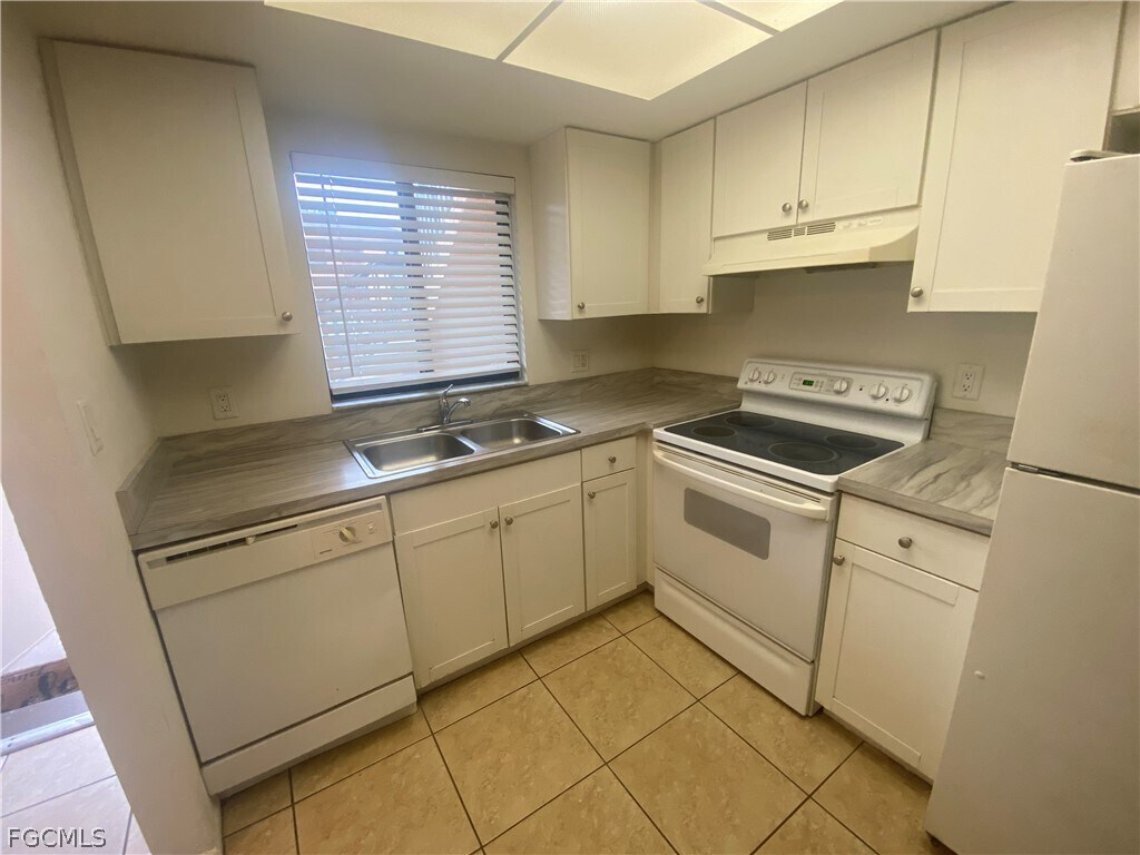 Photo - 2670 Park Windsor Dr Unidad 405