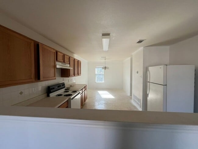 Photo - 414 Brittney Way Unidad C