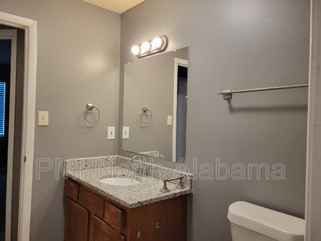 Photo - 1818 Glenn St SW Unit Apt 4