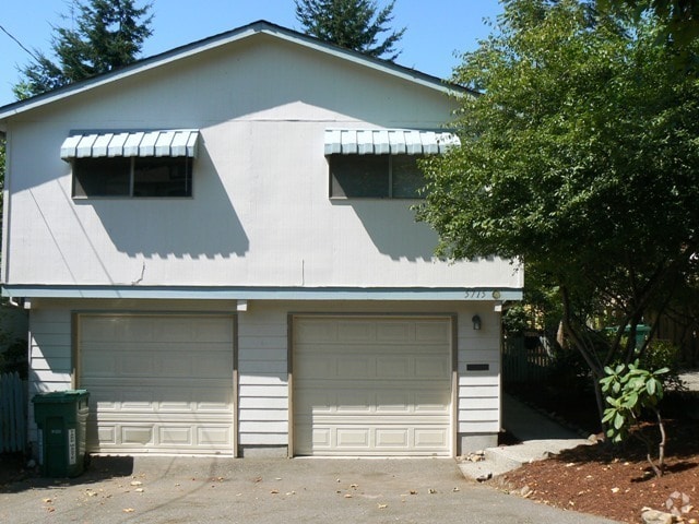 Building Photo - Bryant/Seattle House