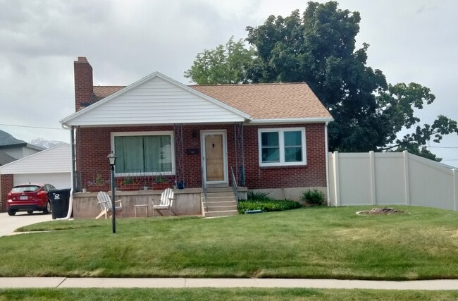 Photo - 2768 E 2880 S House