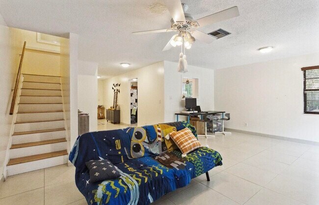 Photo - 2180 S Seacrest Blvd