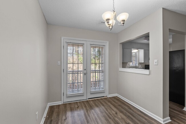 Photo - Signature Place