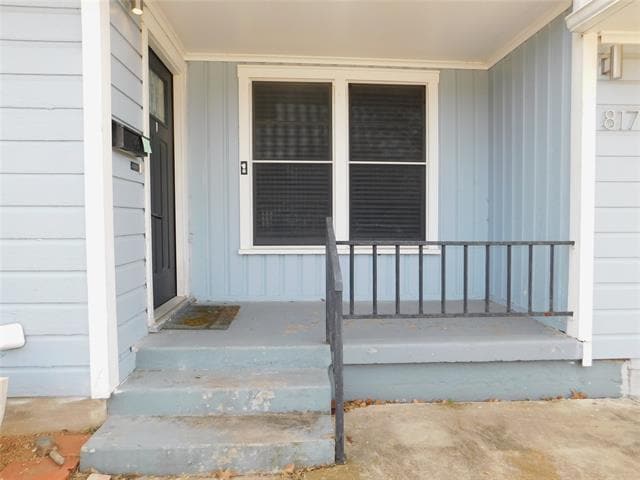 Photo - 817 Emery St