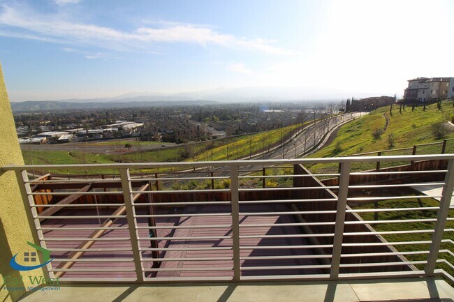 $6,395 - "Move-In Bonus" - 4 BD/3.5 BA Com... - $6,395 - "Move-In Bonus" - 4 BD/3.5 BA Com...