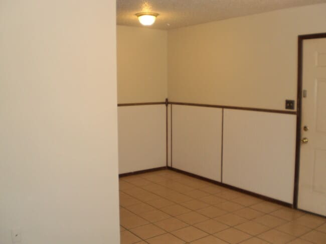 Photo - Cross Timbers Apartments