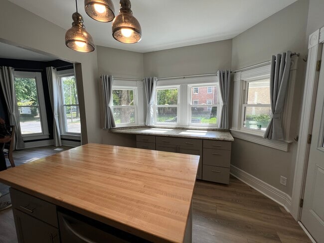 Kitchen Island View - 401 N Main St Unit 401