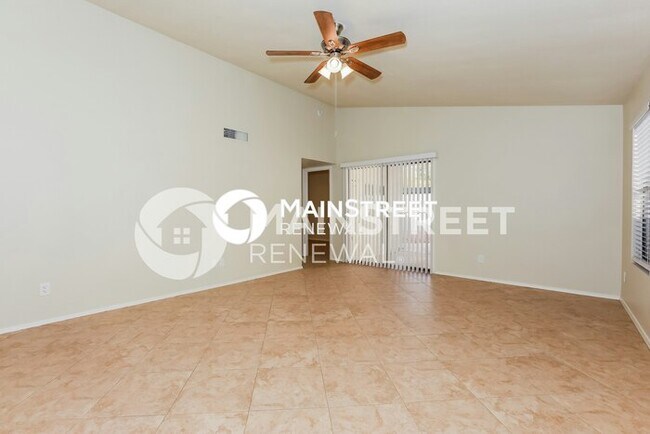 Photo - 3 Bedroom Pet-Friendly Home in MESA, AZ with Main Street Renewal