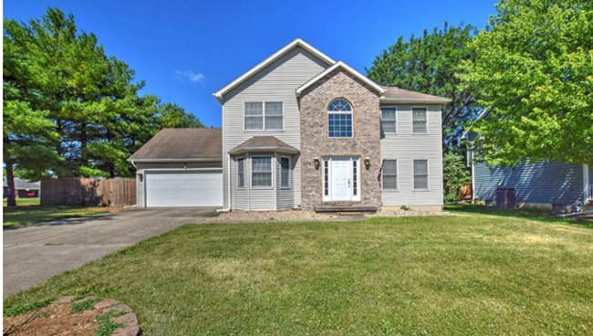 Building Photo - 4 Bedroom, 3,5 Bath home in Maroa Forsyth ...