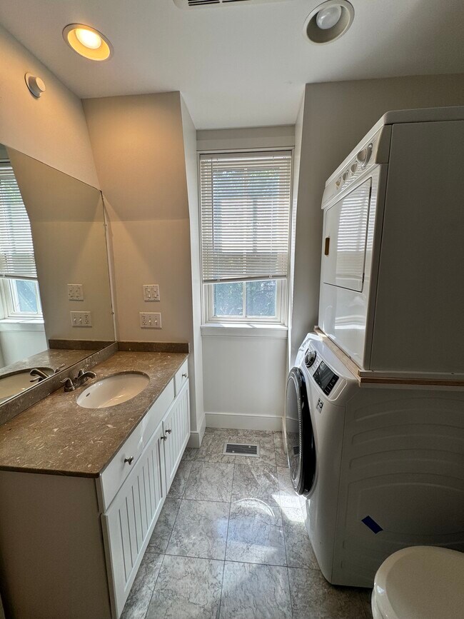 Photo - 108 2nd St Unidad 109
