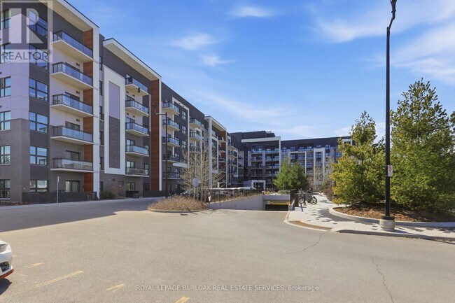 Photo - 128 Grovewood Common Unit 304