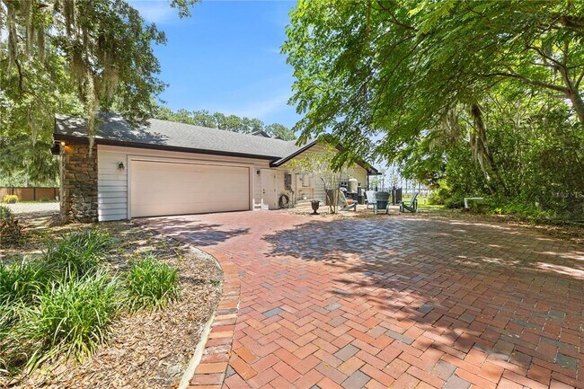 10355 Trout Rd