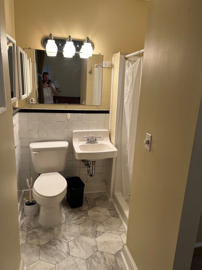 Photo - 907 W Rowan St Unidad A