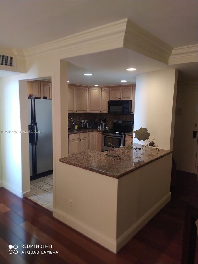 Photo - 200 SE 15th Rd Unit 7F